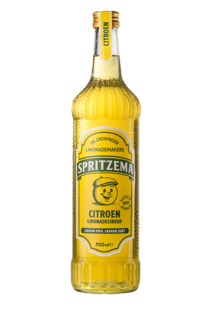 Fles Spritzema citroenlimonadesiroop uit Groningen voor het non-alcoholische kerstpakket van Lokaalverrast